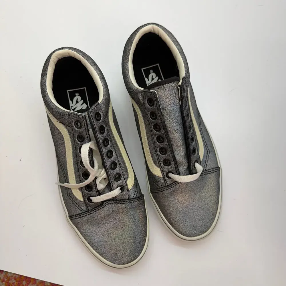 Vans Old Skool Sneaker in Prism Holographic 9